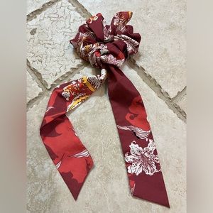 Vineet Bahl Anthropologie hair scrunchie scarf